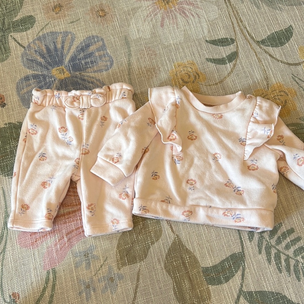 Baby b'gosh matching set